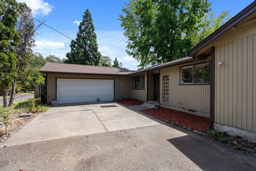 Motivated Seller - Incredible Opportunity in East Medford!
Here's your chance to own a 3 bed, 3 bath, 1,654 sq ft home in a highly sought-after East Medford location! Tucked away on a quiet dead-end street, this property offers peace and privacy while still being close to schools, shopping, and medical facilities. The home features a wood-burning fireplace, skylights that bring in tons of natural light, and a spacious layout with great bones. Situated on a generous Â¼-acre lot with a large backyard and in-ground pool, this property has huge potential whether you're looking for a primary residence or an investment opportunity. Listing agent related to Seller.