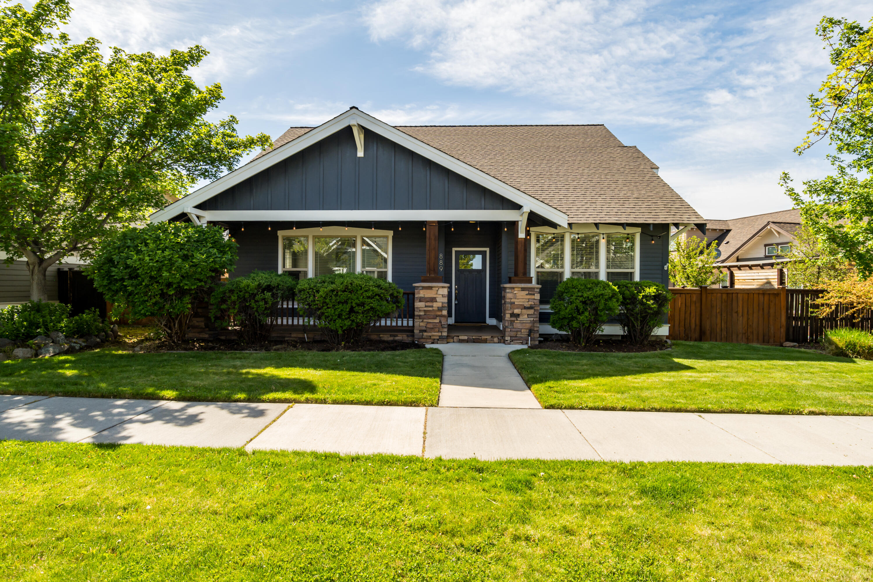 889 NW 13th Street