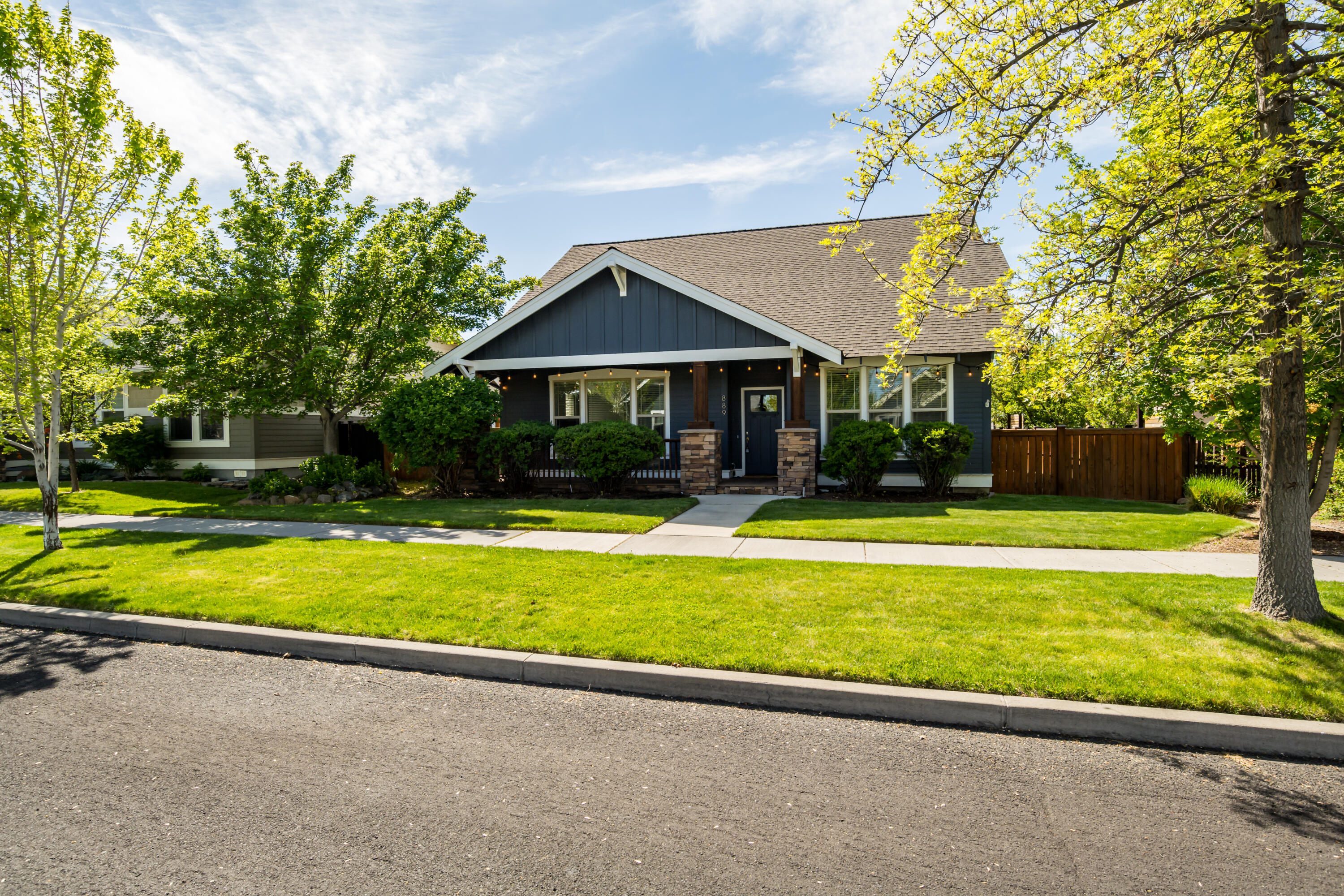 889 NW 13th Street