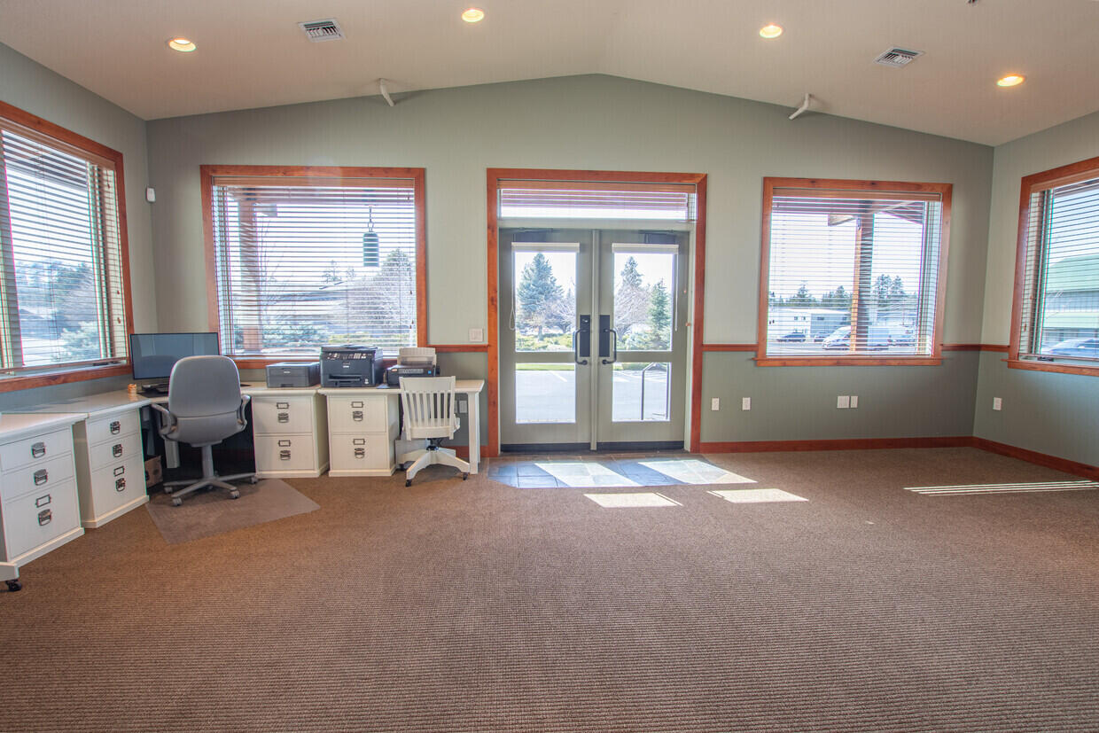 North Mountain View - Commercial Sale