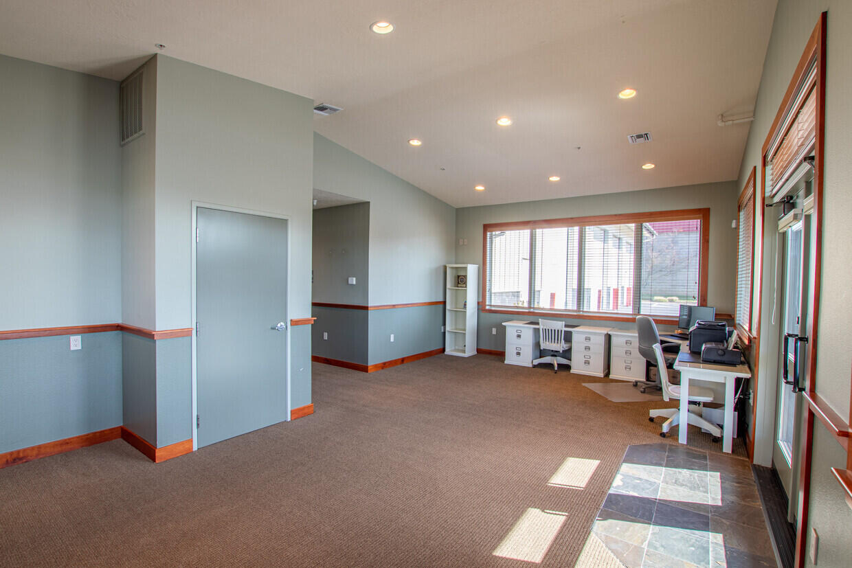 North Mountain View - Commercial Sale