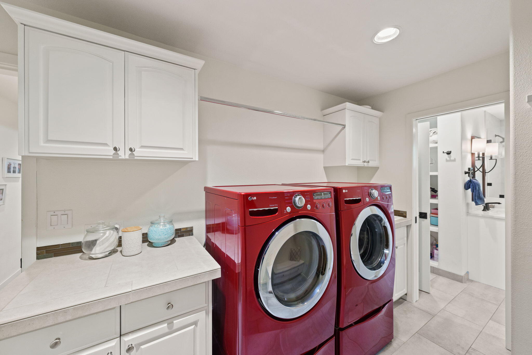 Broken Top - Residential