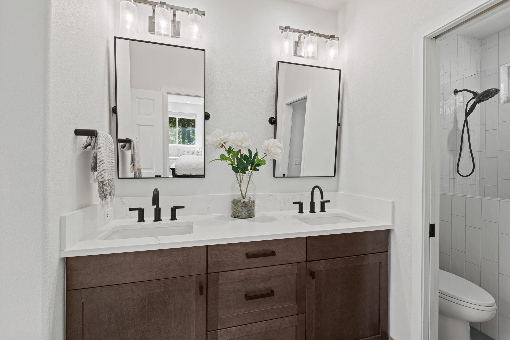 Broken Top - Residential