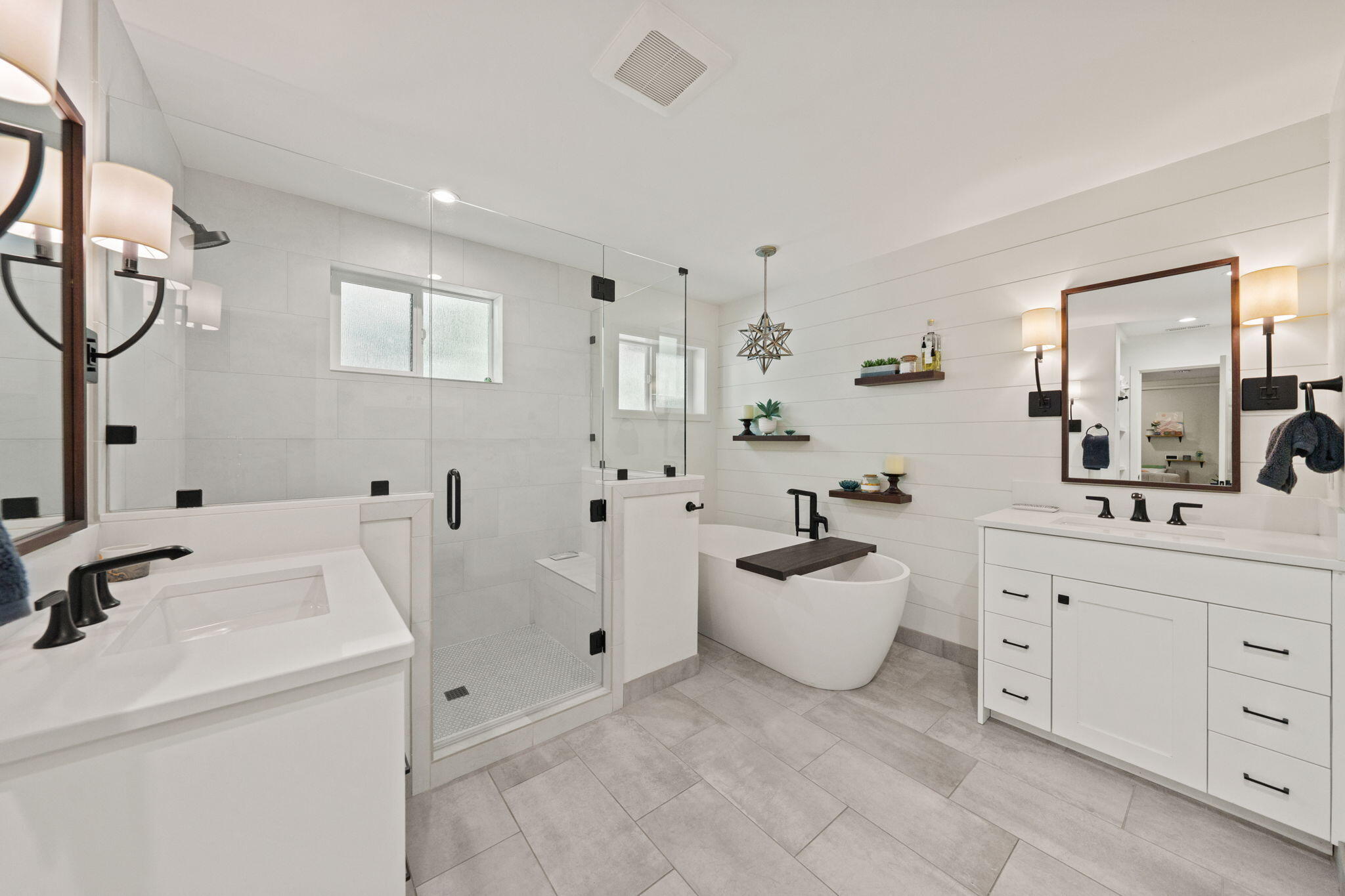 Broken Top - Residential