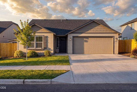 Photo of 3583 NW 9th Street #Lot 65, Redmond, OR 97756 (MLS # 220228326)