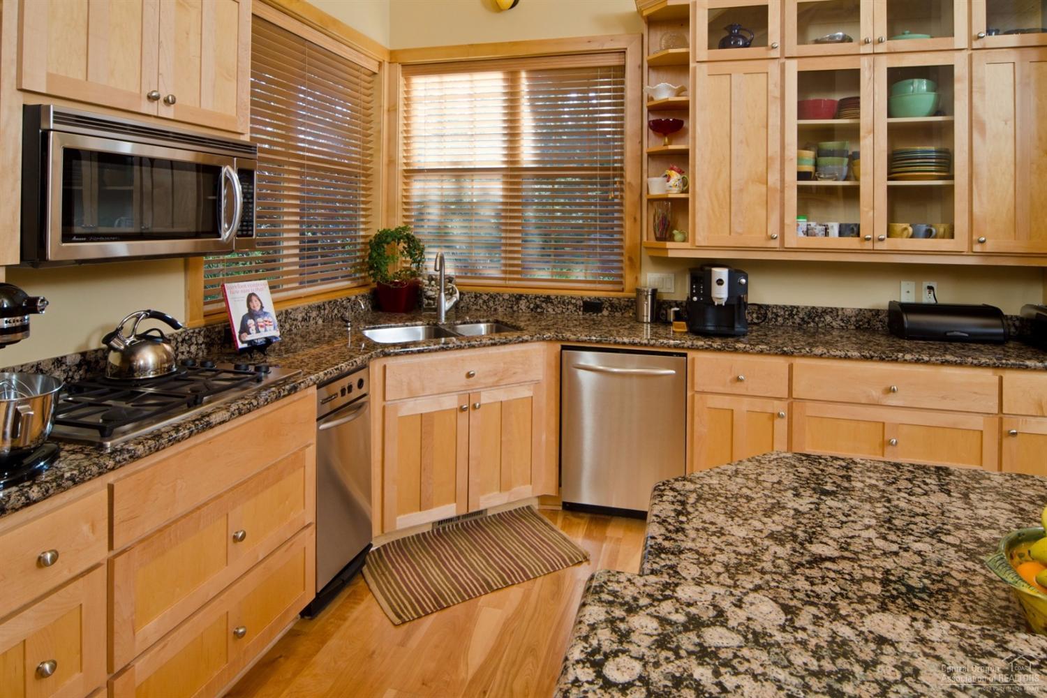 Broken Top - Residential