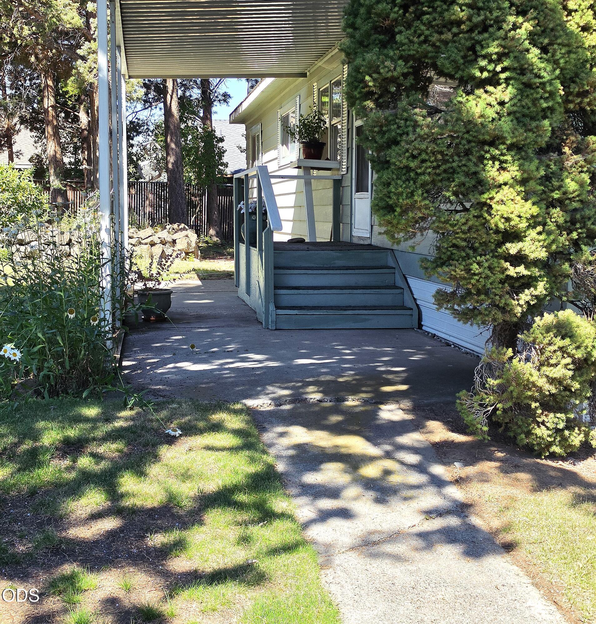 2200 NE Highway 20 UNIT 10