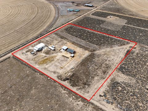 Tiny photo for 77797 Soto Lane, Fort Rock, OR 97735 (MLS # 220219846)