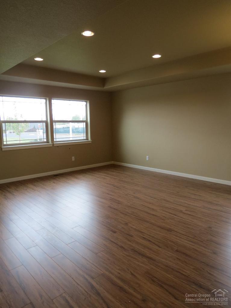 Julina Park - Residential