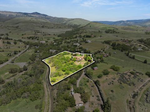 Tiny photo for 808 Pompadour Drive, Ashland, OR 97520 (MLS # 220219569)