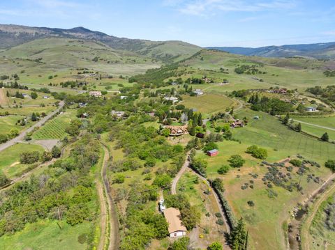 Tiny photo for 808 Pompadour Drive, Ashland, OR 97520 (MLS # 220219569)