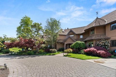 Tiny photo for 808 Pompadour Drive, Ashland, OR 97520 (MLS # 220219569)