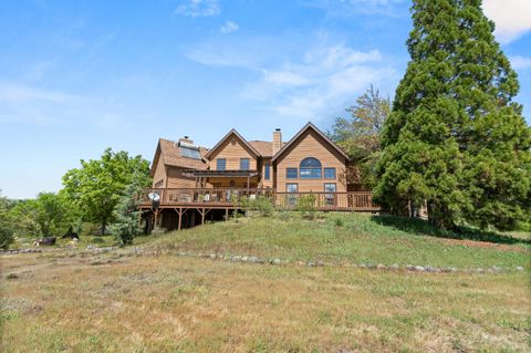 Tiny photo for 808 Pompadour Drive, Ashland, OR 97520 (MLS # 220219569)
