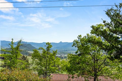 Tiny photo for 808 Pompadour Drive, Ashland, OR 97520 (MLS # 220219569)
