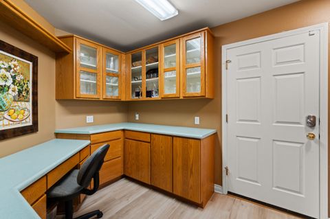 Tiny photo for 808 Pompadour Drive, Ashland, OR 97520 (MLS # 220219569)