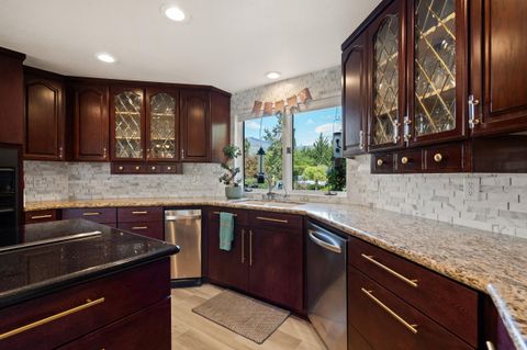Tiny photo for 808 Pompadour Drive, Ashland, OR 97520 (MLS # 220219569)