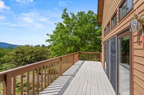 Tiny photo for 808 Pompadour Drive, Ashland, OR 97520 (MLS # 220219569)