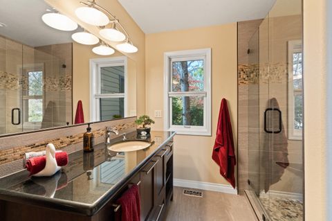 Tiny photo for 808 Pompadour Drive, Ashland, OR 97520 (MLS # 220219569)