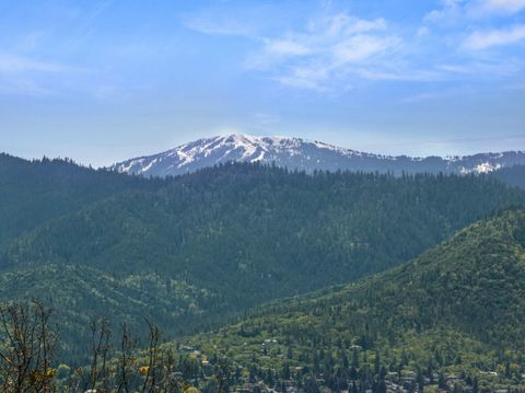 Tiny photo for 808 Pompadour Drive, Ashland, OR 97520 (MLS # 220219569)