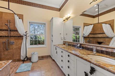 Tiny photo for 808 Pompadour Drive, Ashland, OR 97520 (MLS # 220219569)