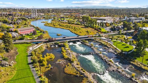 Tiny photo for 827 NW Delaware Avenue, Bend, OR 97703 (MLS # 220212886)