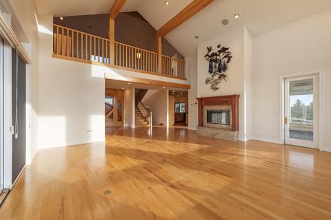 Tiny photo for 5976 Sunset Ridge Road, Klamath Falls, OR 97601 (MLS # 220212535)