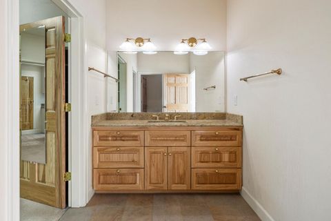 Tiny photo for 5976 Sunset Ridge Road, Klamath Falls, OR 97601 (MLS # 220212535)