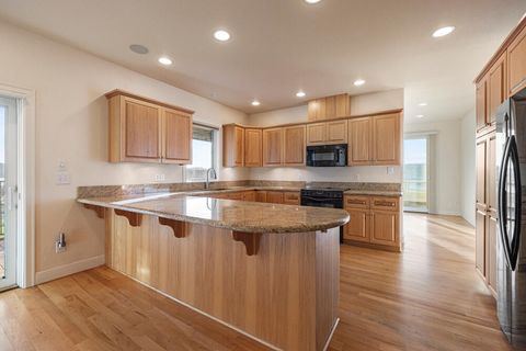 Tiny photo for 5976 Sunset Ridge Road, Klamath Falls, OR 97601 (MLS # 220212535)