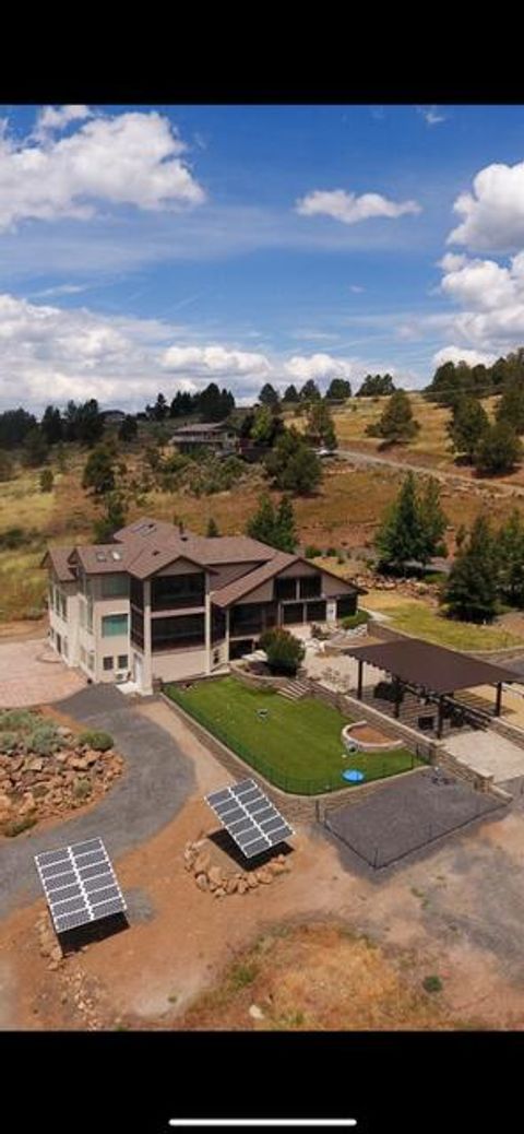 Tiny photo for 5976 Sunset Ridge Road, Klamath Falls, OR 97601 (MLS # 220212535)