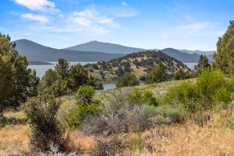 Tiny photo for 5976 Sunset Ridge Road, Klamath Falls, OR 97601 (MLS # 220212535)