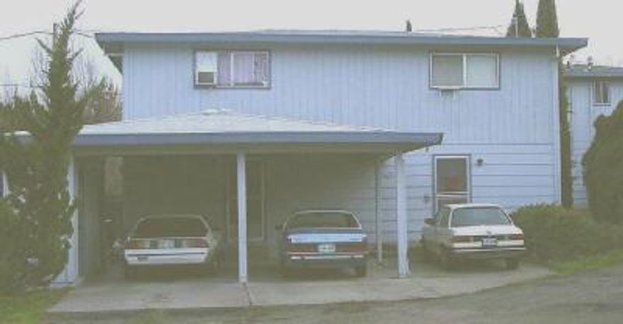 Solid, well-maintained 4-plex in single family home neighborhood in SW Phoenix. Carports and storage for each unit. Fully leased with excellent occupancy history.