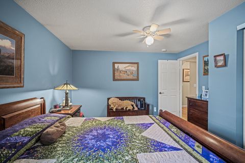 Tiny photo for 16255 Paulina View Road, La Pine, OR 97739 (MLS # 220210933)