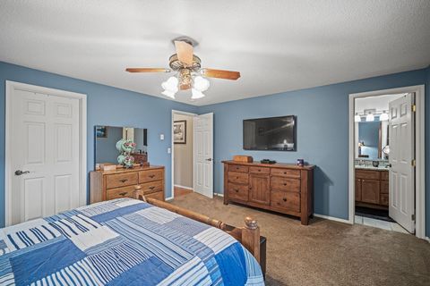 Tiny photo for 16255 Paulina View Road, La Pine, OR 97739 (MLS # 220210933)