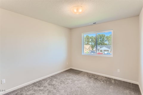 Tiny photo for 20671 Town Dr Dr, Bend, OR 97701 (MLS # 220222760)