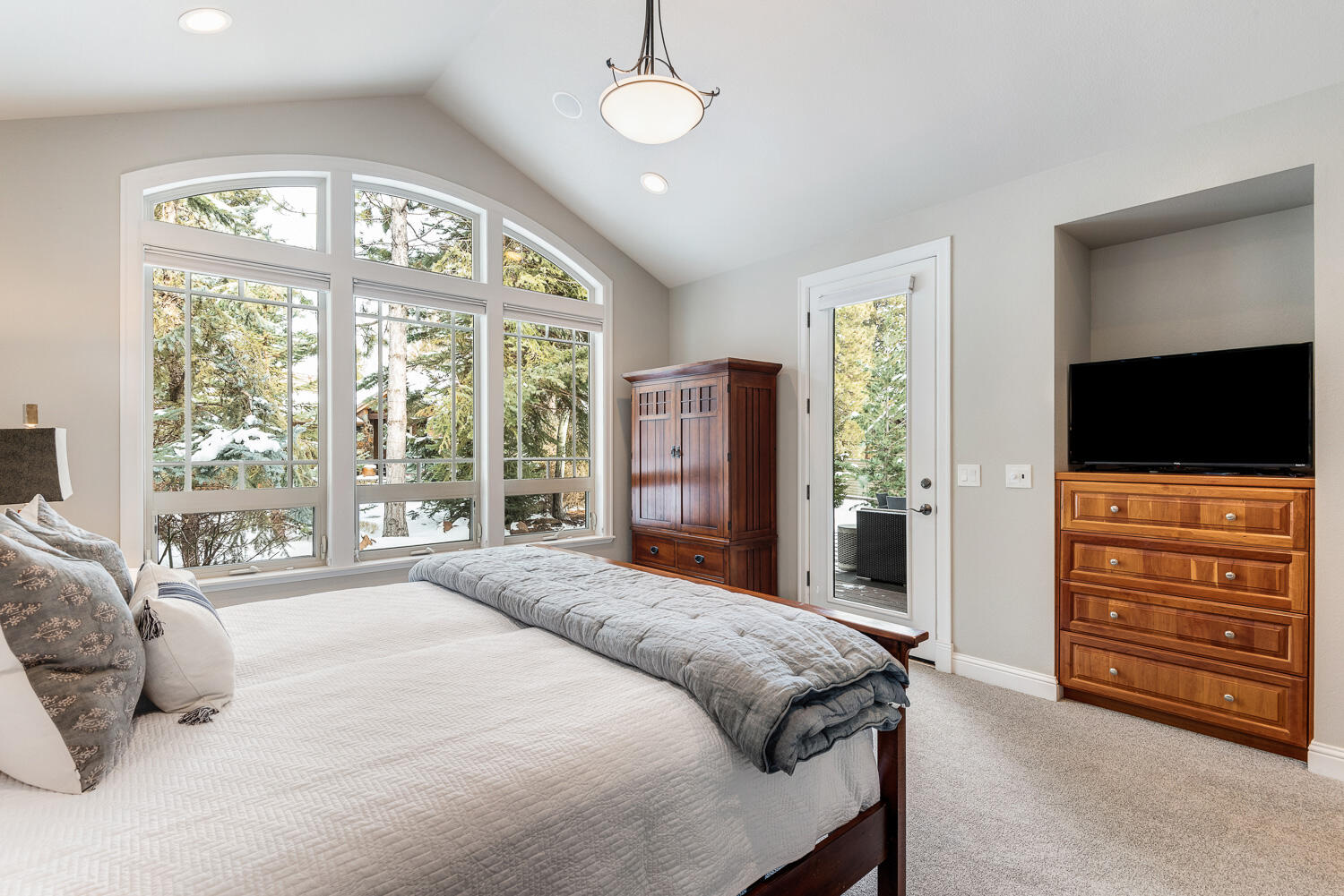 Broken Top - Residential