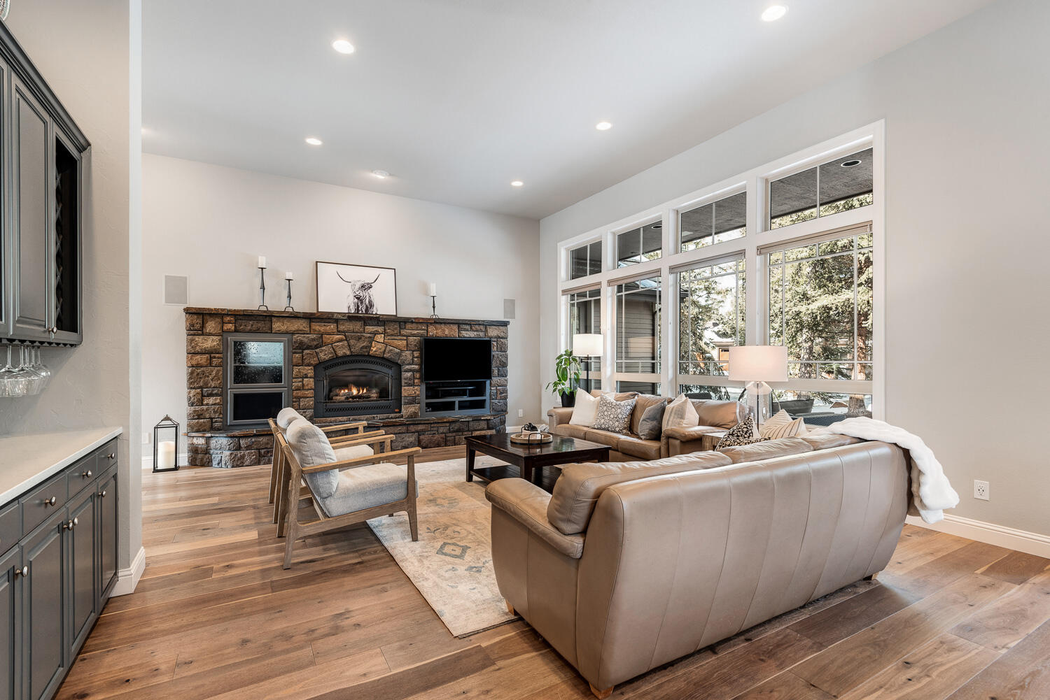 Broken Top - Residential