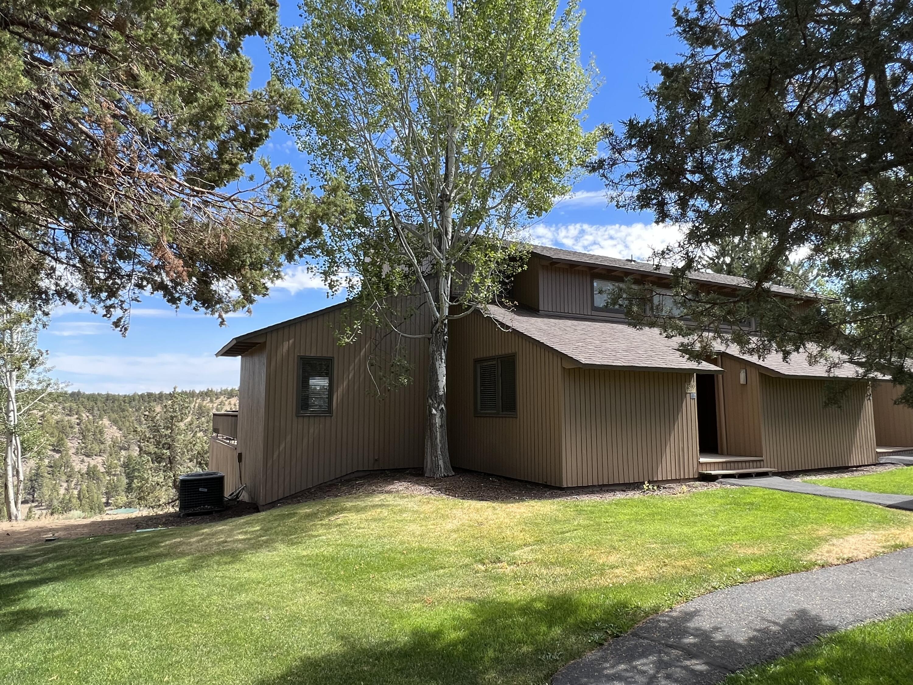 Eagle Crest - Residential