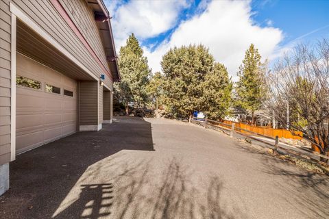 Tiny photo for 3130 NW Colonial Drive, Bend, OR 97703 (MLS # 220217067)