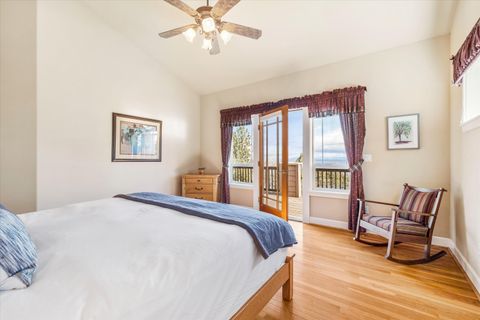 Tiny photo for 3130 NW Colonial Drive, Bend, OR 97703 (MLS # 220217067)