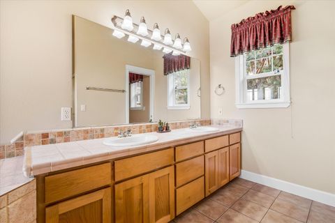 Tiny photo for 3130 NW Colonial Drive, Bend, OR 97703 (MLS # 220217067)