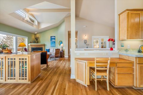 Tiny photo for 3130 NW Colonial Drive, Bend, OR 97703 (MLS # 220217067)