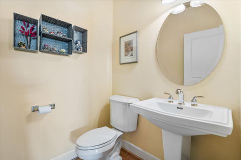 Tiny photo for 3130 NW Colonial Drive, Bend, OR 97703 (MLS # 220217067)