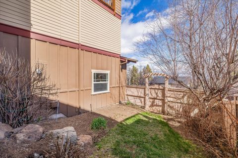 Tiny photo for 3130 NW Colonial Drive, Bend, OR 97703 (MLS # 220217067)
