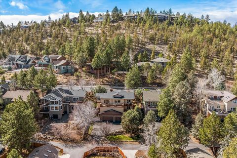 Tiny photo for 3130 NW Colonial Drive, Bend, OR 97703 (MLS # 220217067)
