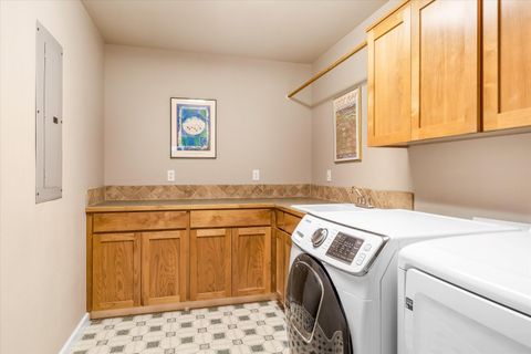 Tiny photo for 3130 NW Colonial Drive, Bend, OR 97703 (MLS # 220217067)
