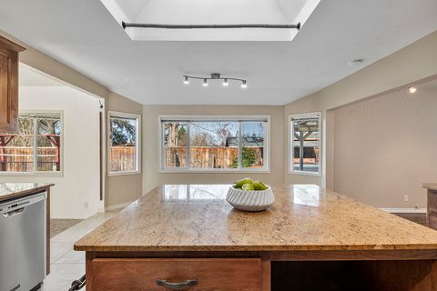 Tiny photo for 2381 Brentwood Street, Medford, OR 97504 (MLS # 220213077)