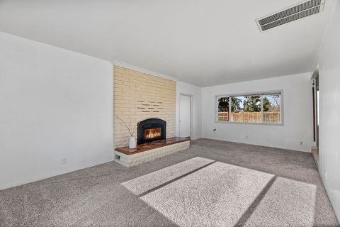 Tiny photo for 2381 Brentwood Street, Medford, OR 97504 (MLS # 220213077)