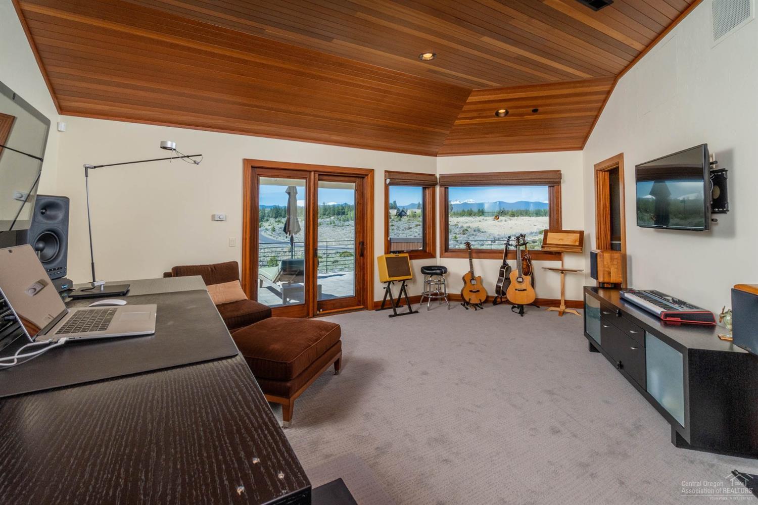 The Highlands at Broken Top - Residential