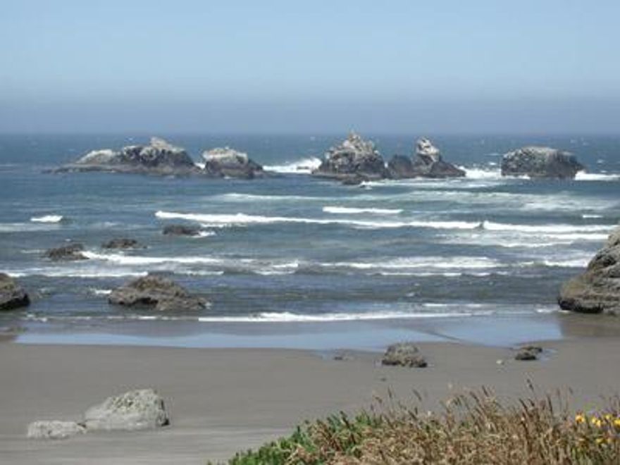 Bandons most exclusive ocean front property! .34 Acres. Superlative views and location. This lot can't be beat!