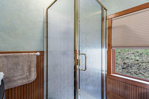 Tiny photo for 2245 Colestin Road, Ashland, OR 97520 (MLS # 220220182)